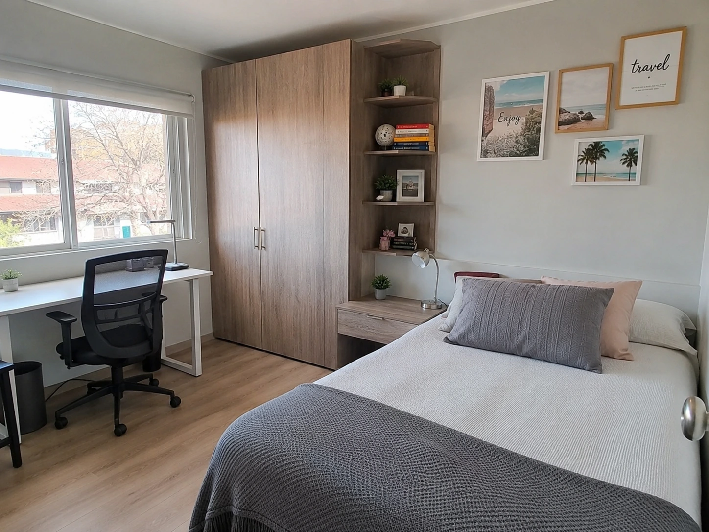 Habitación cómoda para estudiante 3
